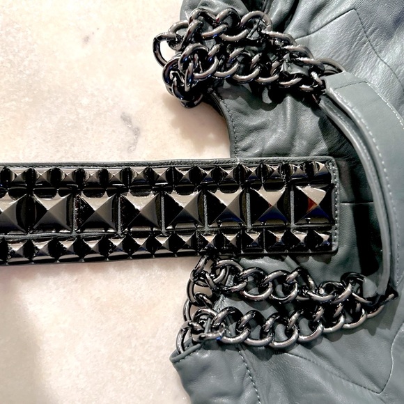 RARE, BETSEY JOHNSON, WHIP & STUDS TOTE. NEW - Picture 7 of 13